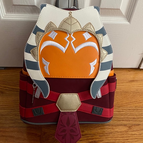 ahsoka tano loungefly mini backpack